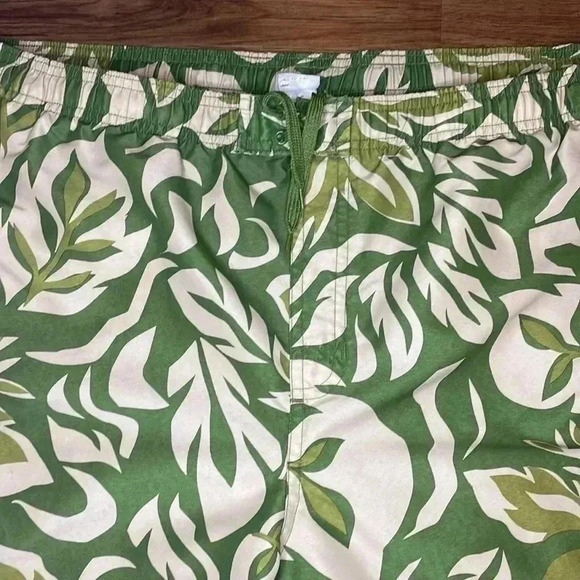 DBX Men’s Medium Swim or Board Trunks - Picture 2 of 9